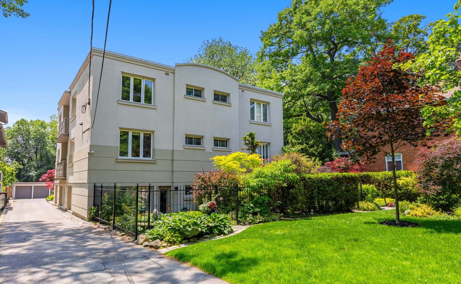 21 Benlamond Avenue, East End, Toronto