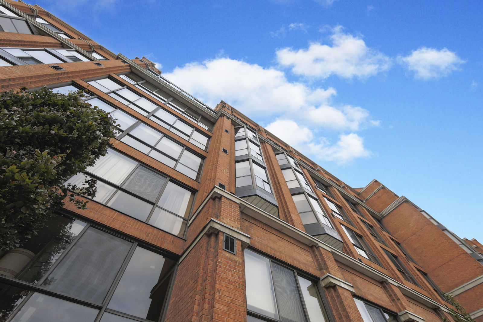 Exterior Sky — Residences of Muir Park, Midtown, Toronto