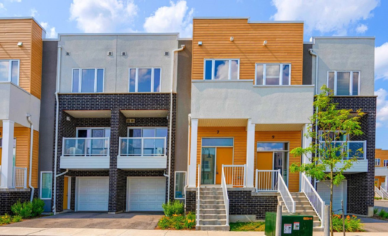 7 Wellness Avenue, Kitchener, Toronto