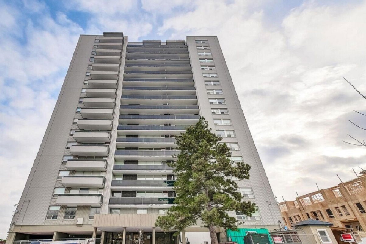 17 Farmstead Road, North York, Toronto