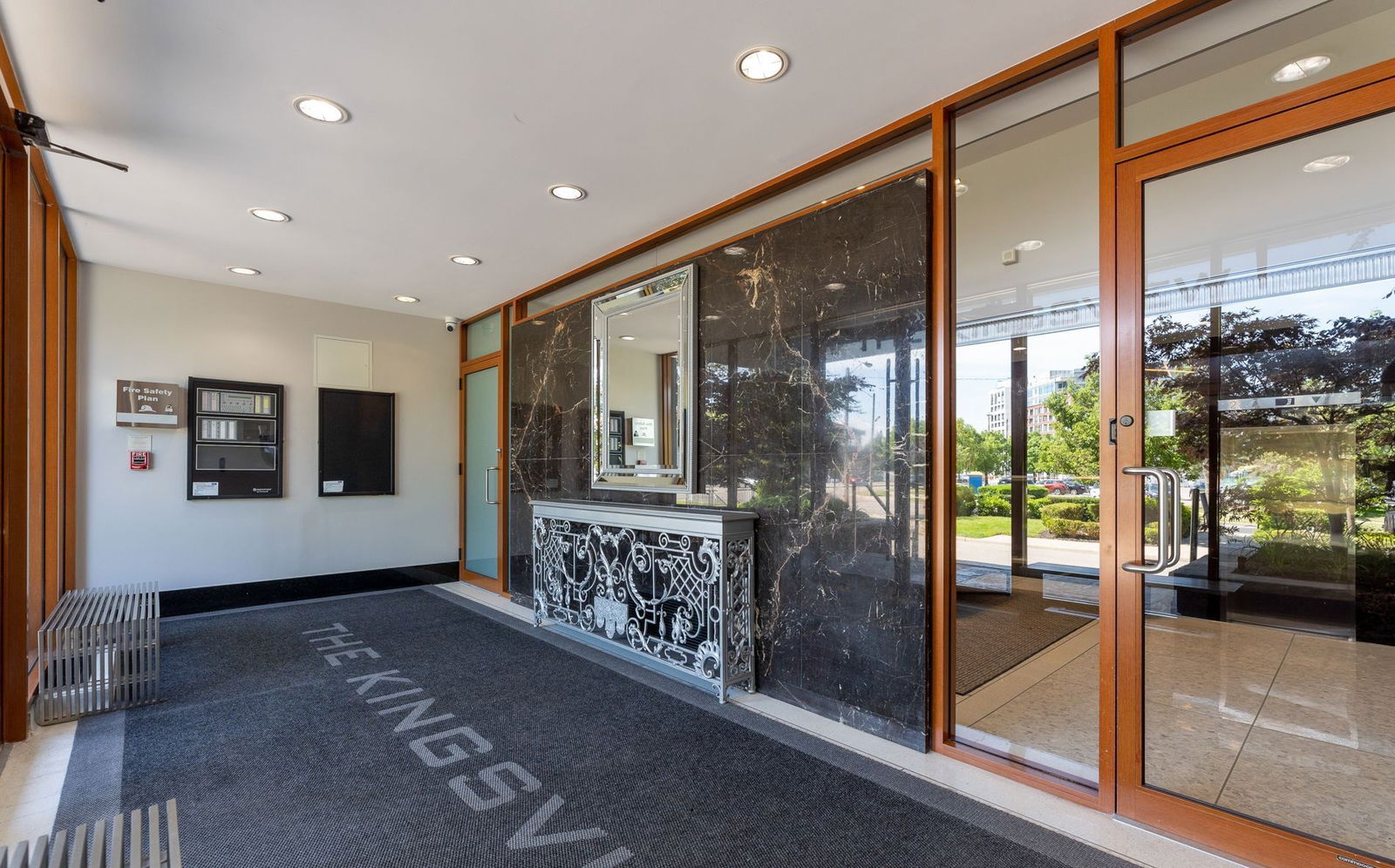 The Kingsview, Etobicoke, Toronto