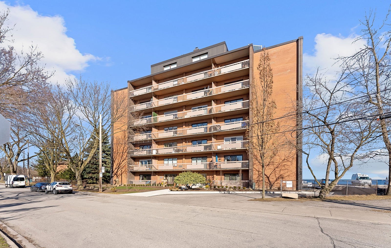 41 Lake Shore Drive, Etobicoke, Toronto