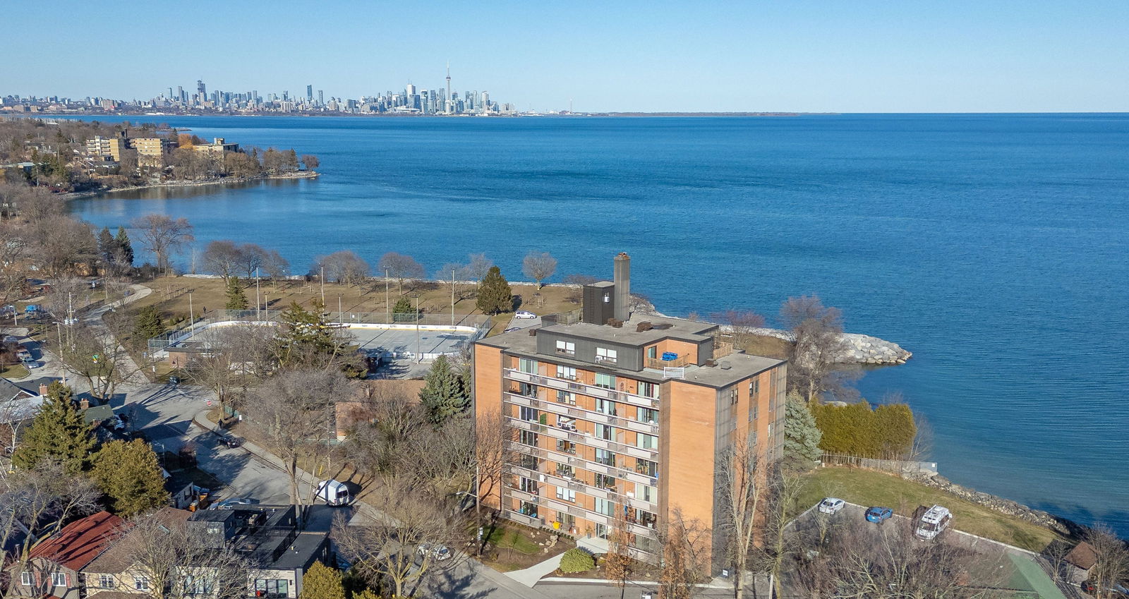 41 Lake Shore Drive, Etobicoke, Toronto