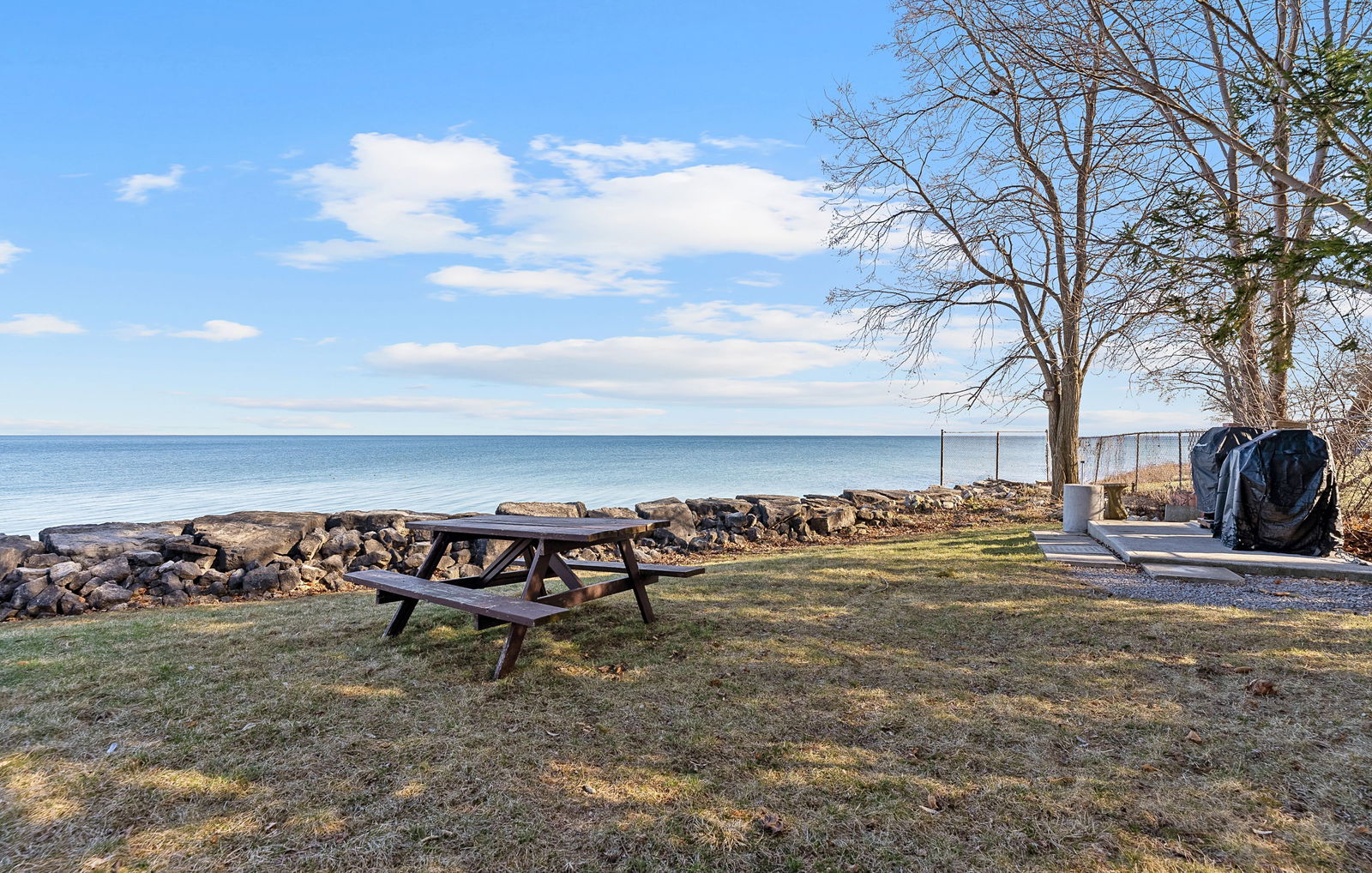 Patio — 41 Lake Shore Drive, Etobicoke, Toronto