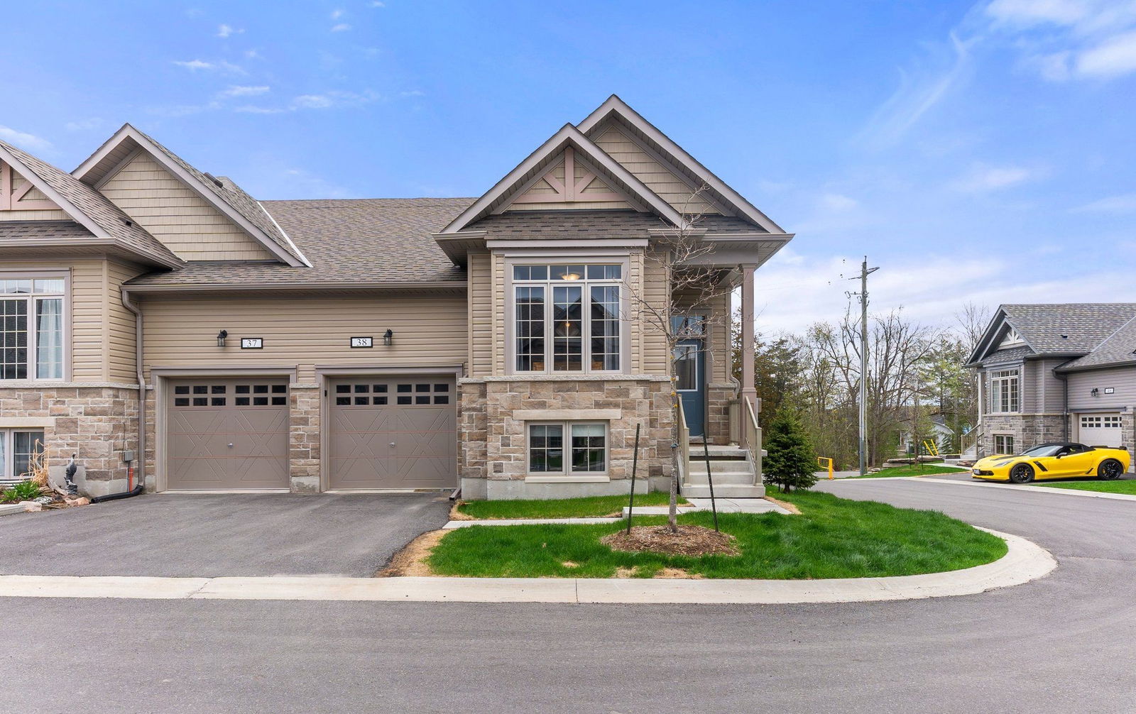 17 Lakewood Crescent South, Kawartha Lakes, Toronto