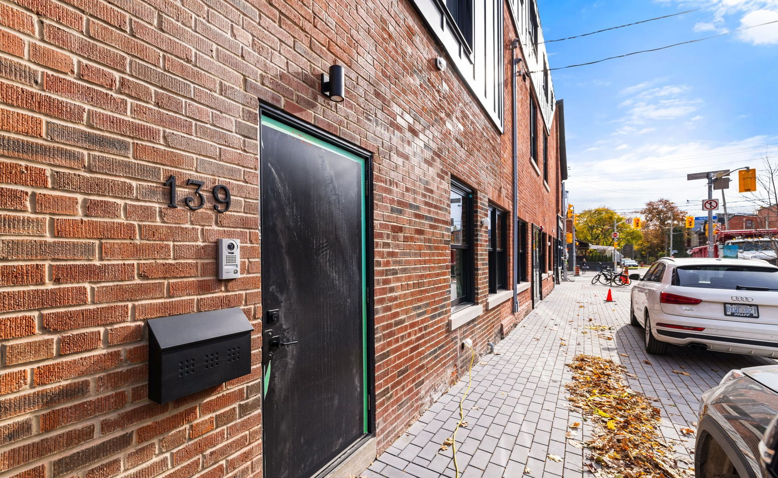 Entrance — 139 Robert Street, Downtown, Toronto