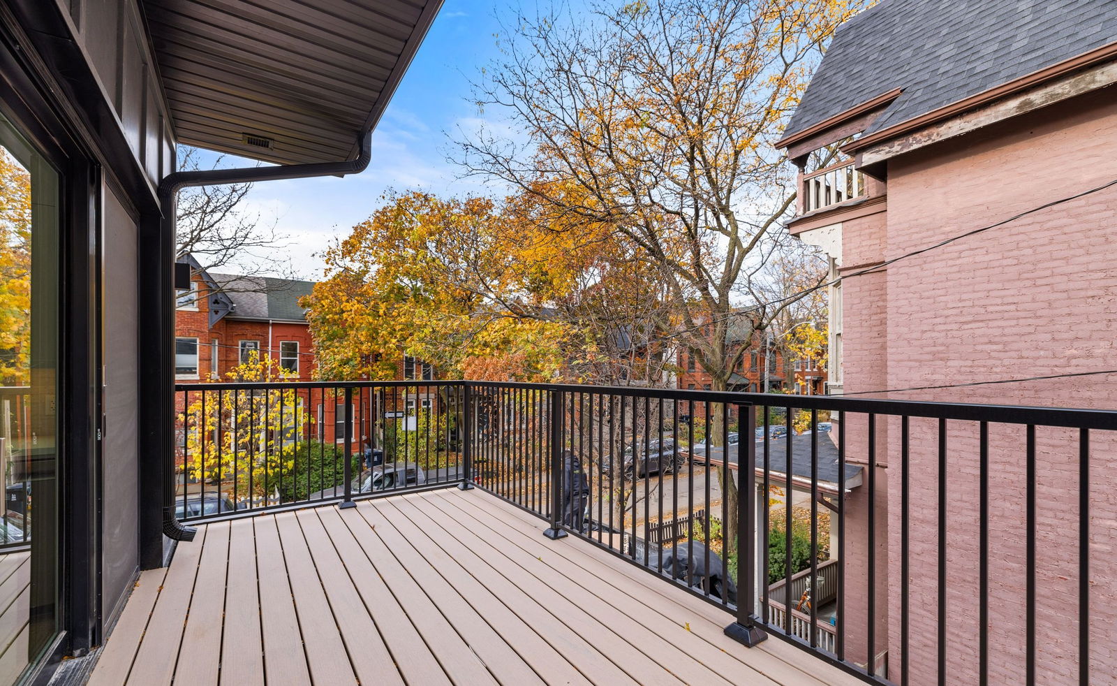 Rooftop Deck — 139 Robert Street, Downtown, Toronto