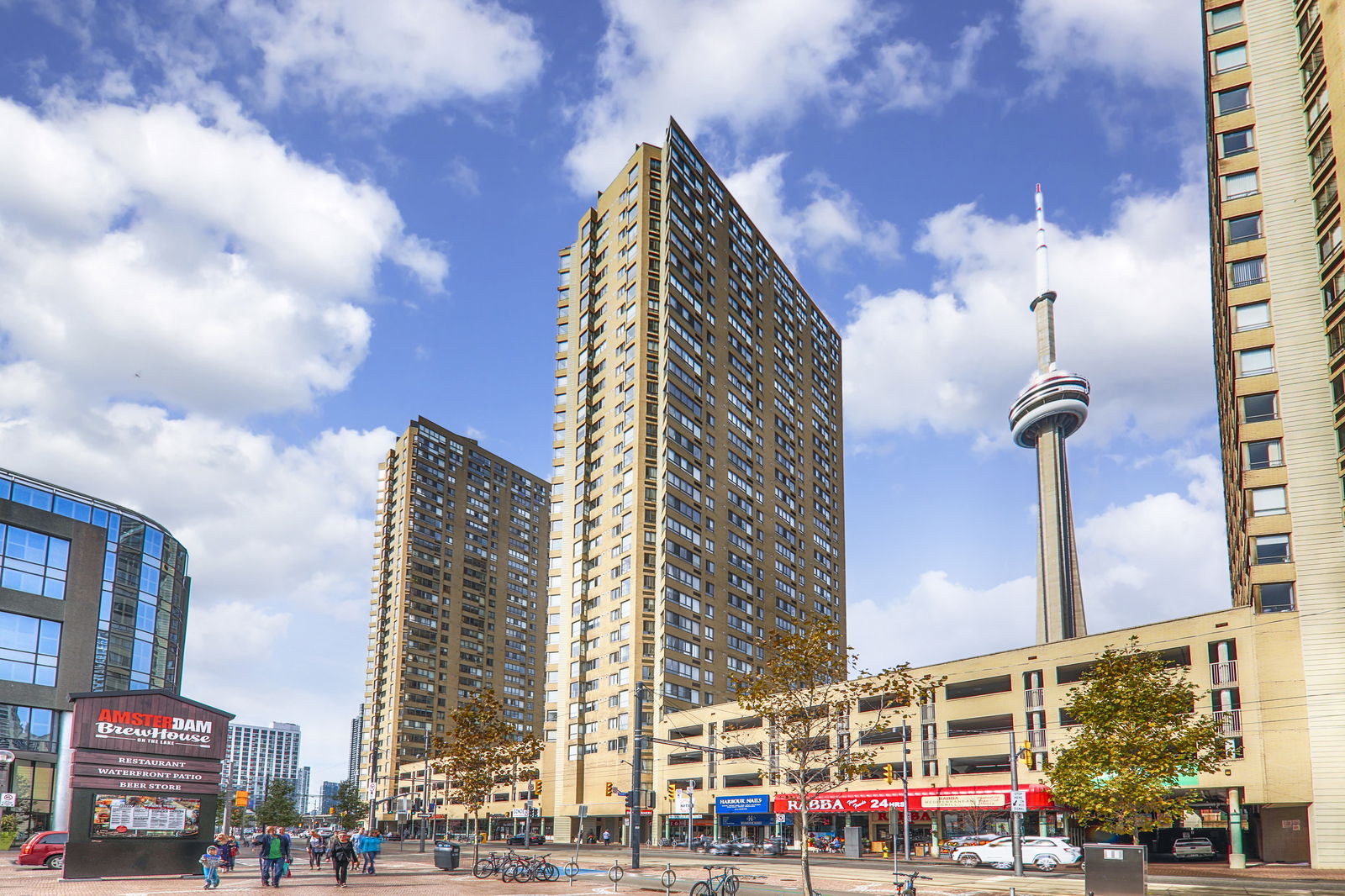 Exterior — Harbourpoint II Condos, Downtown, Toronto