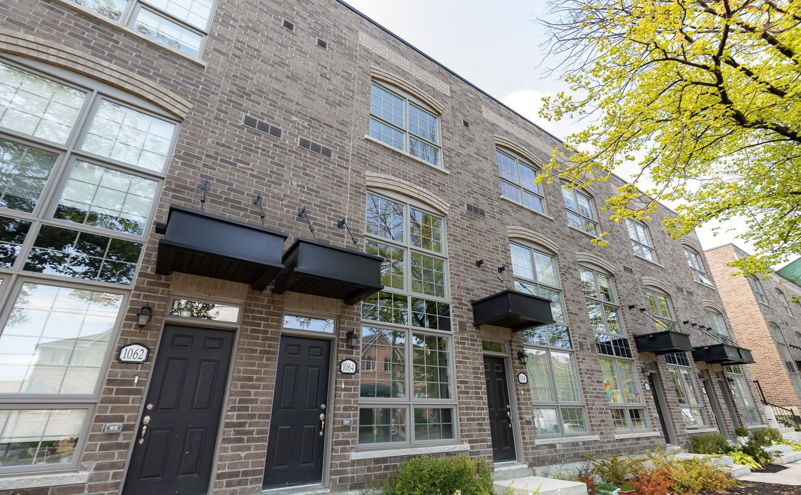 17 Powerhouse Street, West End, Toronto