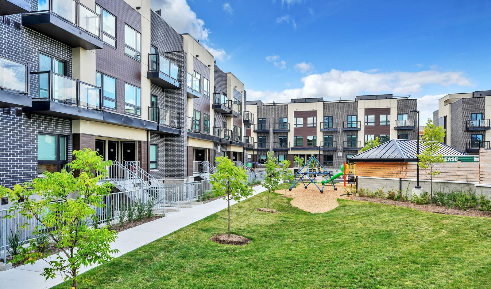 The Towns on Danforth, Scarborough, Toronto