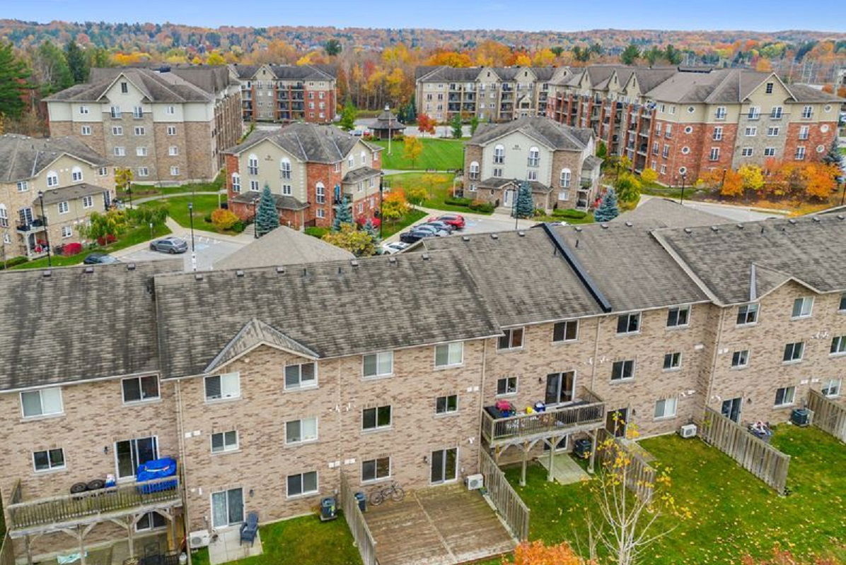 53 Ferndale Drive South, Barrie, Toronto