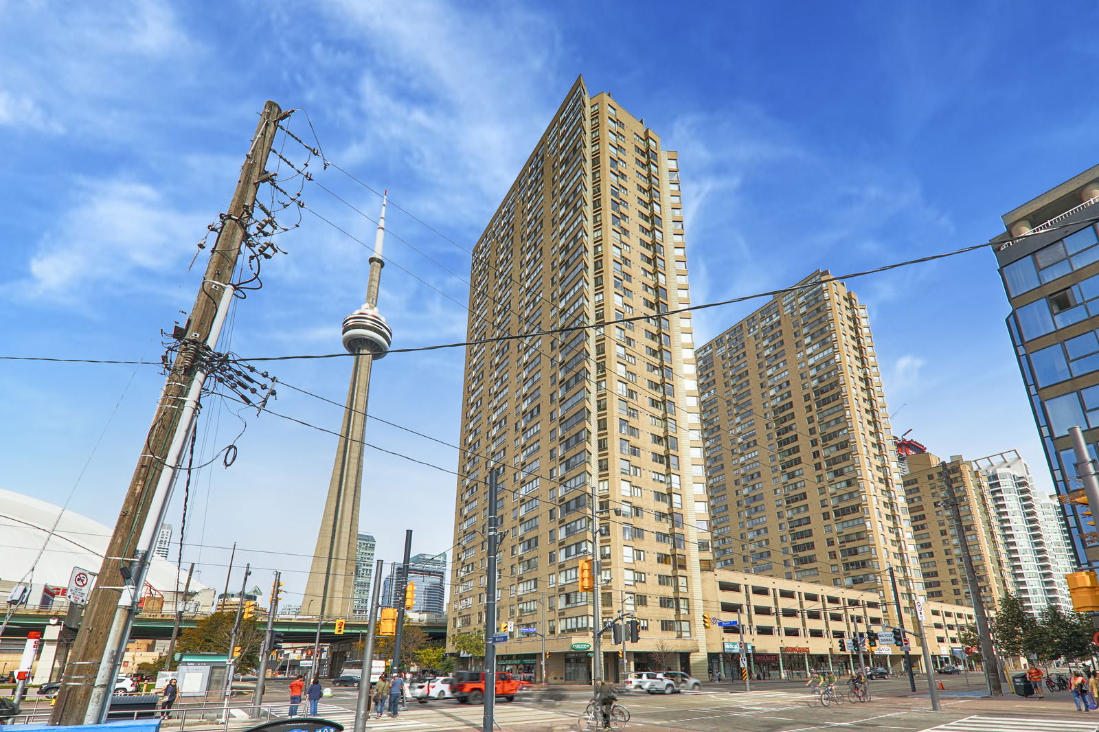 Exterior — Harbourpoint III Condos, Downtown, Toronto