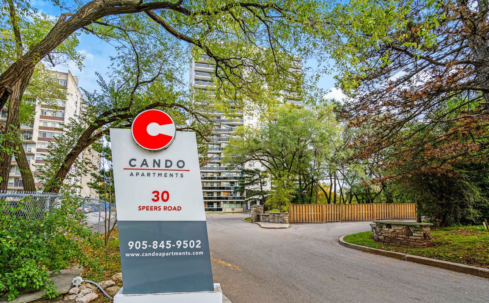 30 Speers Road, Oakville, Toronto