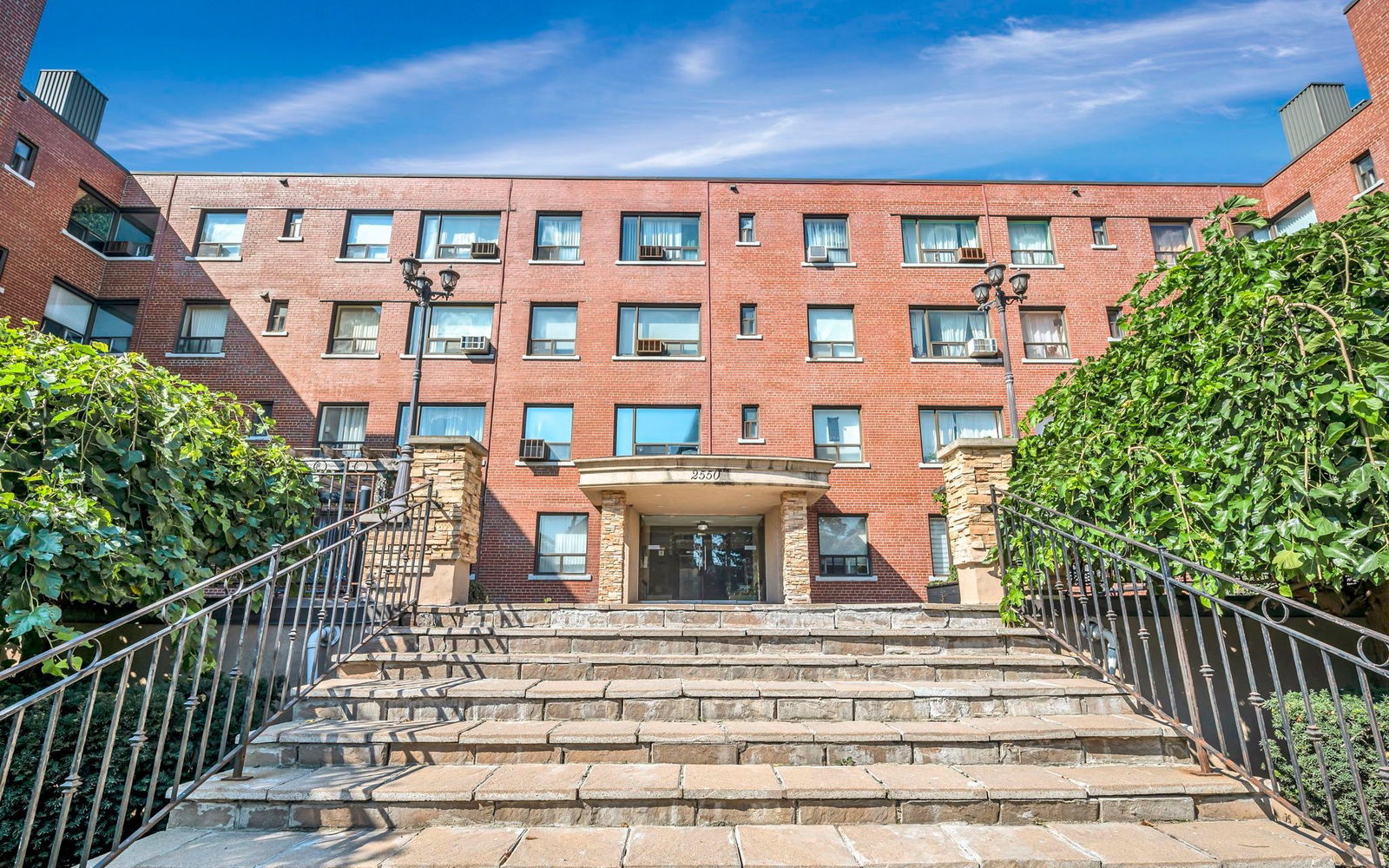 Entrance — 2550 Bathurst Street, Midtown, Toronto