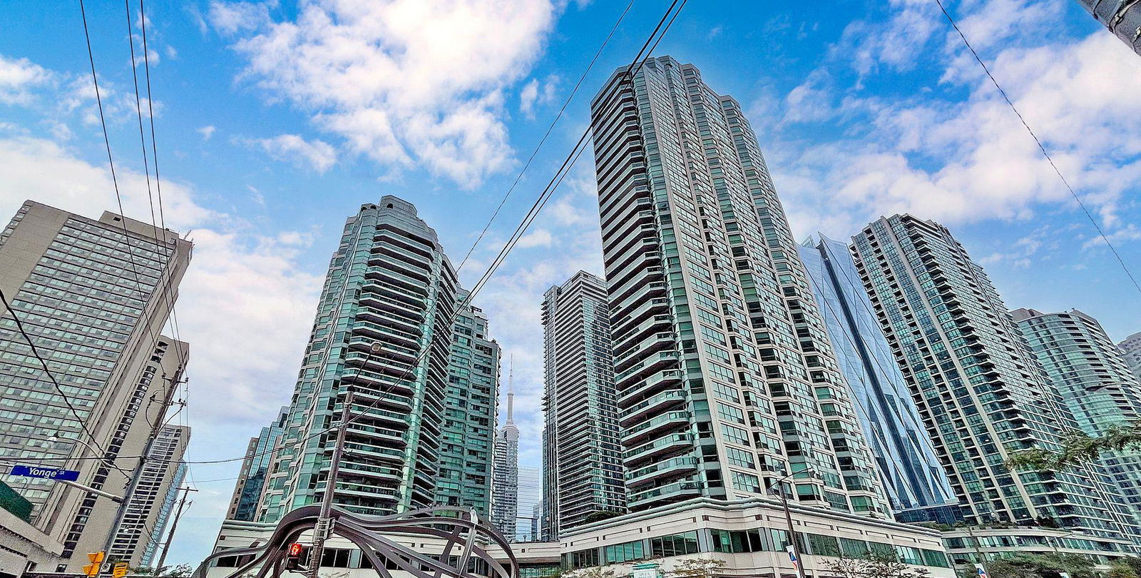 Residences of the World Trade Centre, Downtown, Toronto