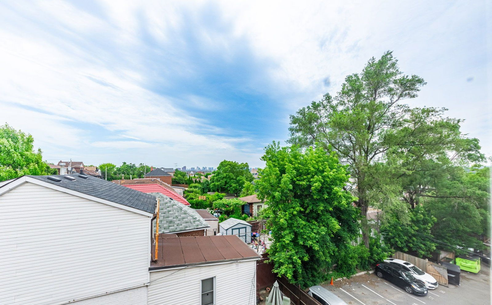 Skyline — 2507-2515 Eglington Avenue West, York Crosstown, Toronto