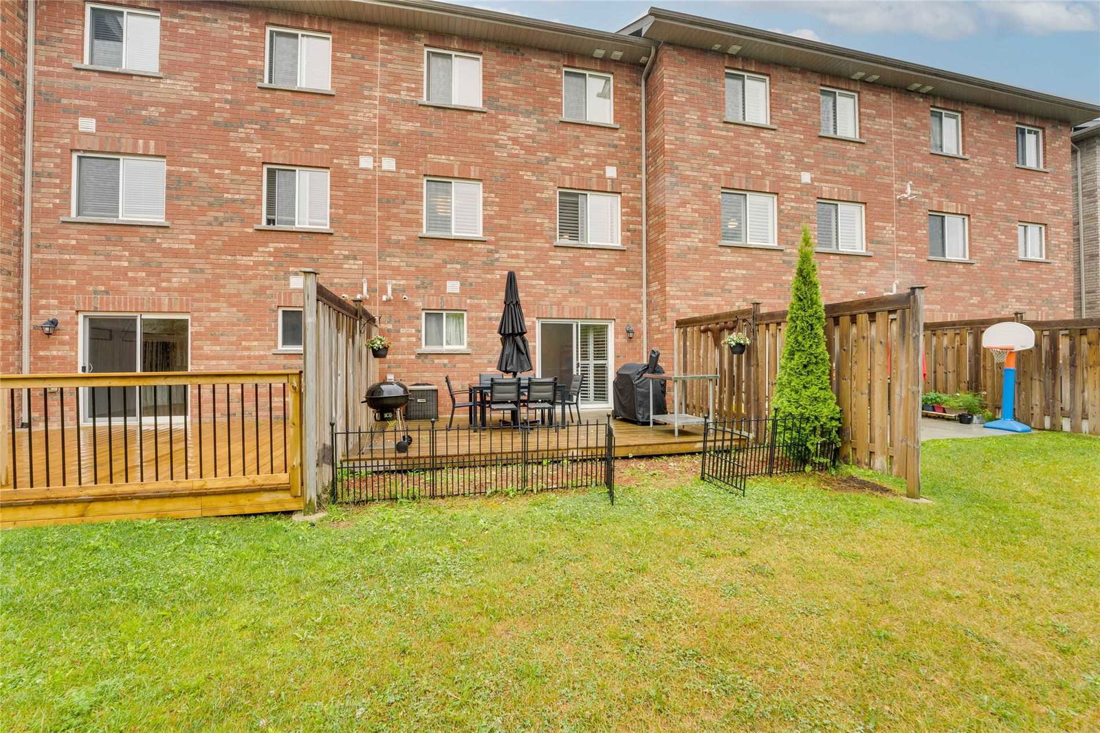 49 Ferndale Drive South, Barrie, Toronto