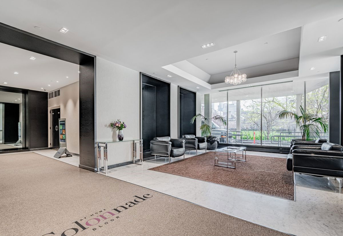Lobby — The Colonnade, Downtown, Toronto
