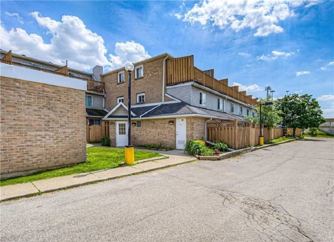 67 Valleyview Road, Kitchener, Toronto