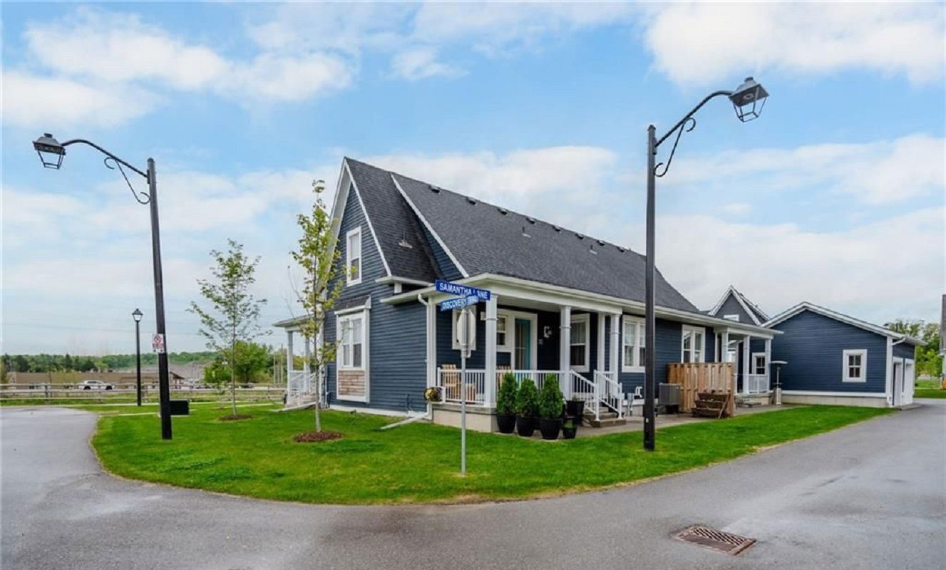 The Seasons on Little Lake, Midland, Toronto