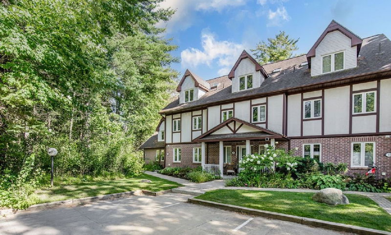 Wasaga Woods Circle Condos