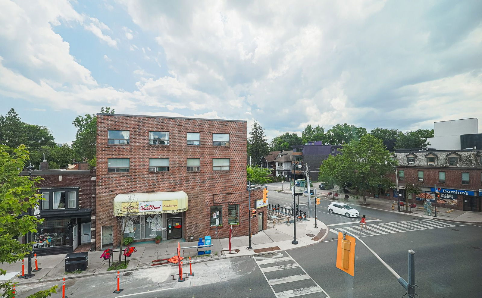 Exterior Side — 3020 Dundas Street West, West End, Toronto