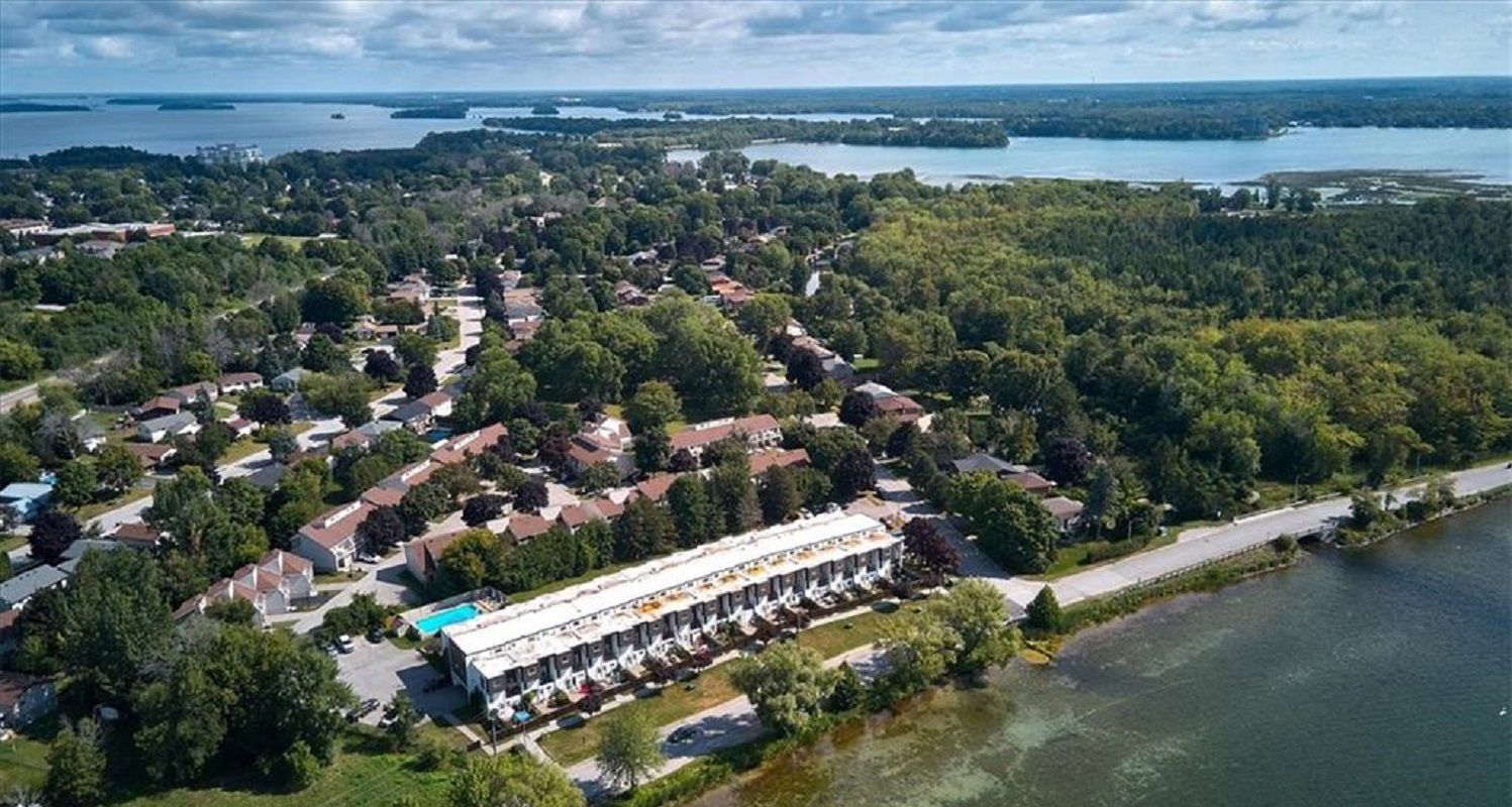 Victoria Crescent Condos, Orillia, Toronto