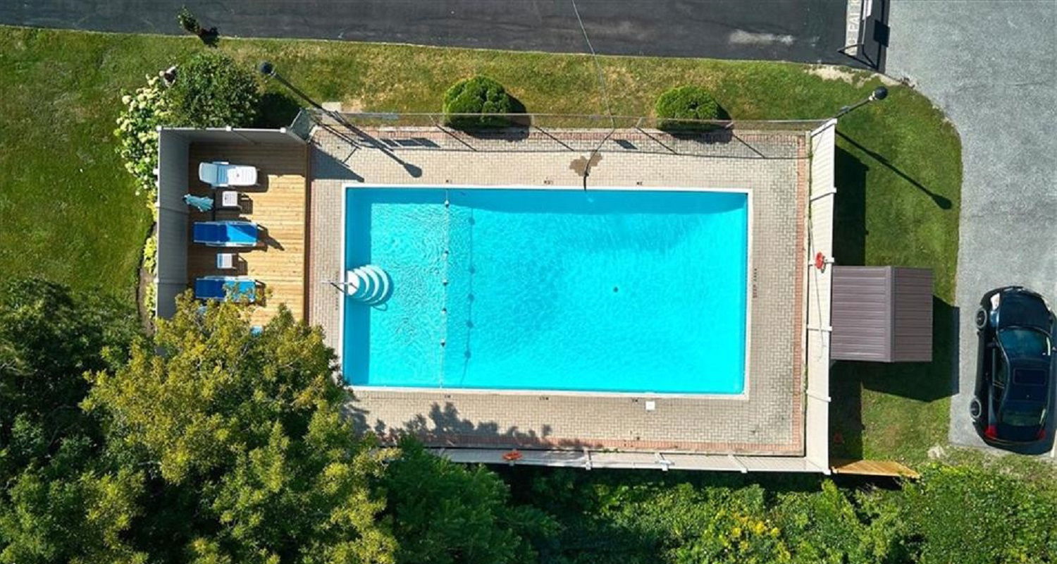 Pool — Victoria Crescent Condos, Orillia, Toronto