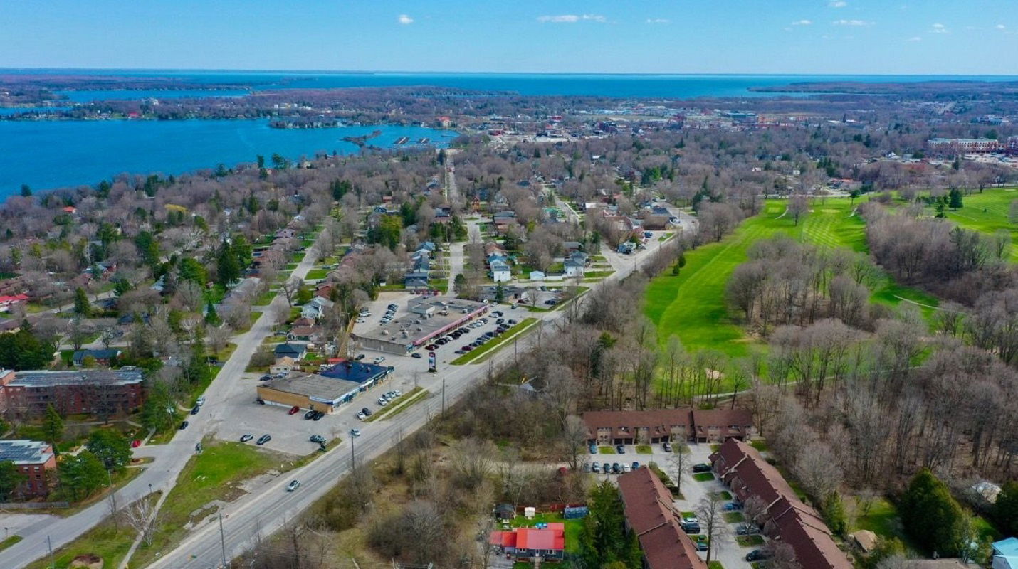 Fittons Road East Condos, Orillia, Toronto