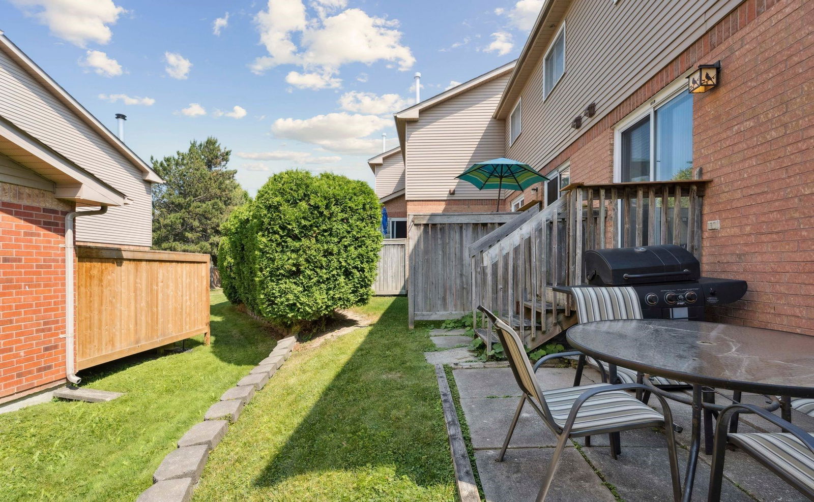 Patio — Playter Crescent Townhomes, Newmarket, Toronto