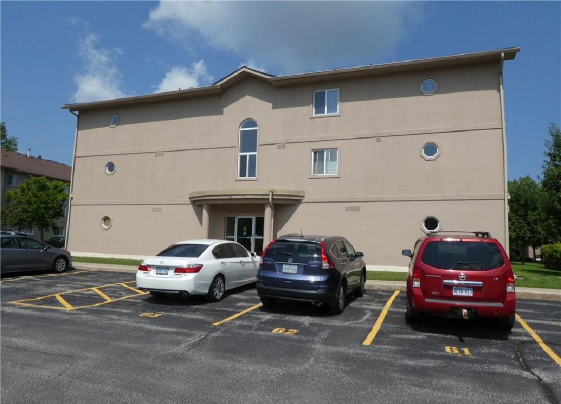 Bond Street Condos II, Orillia, Toronto