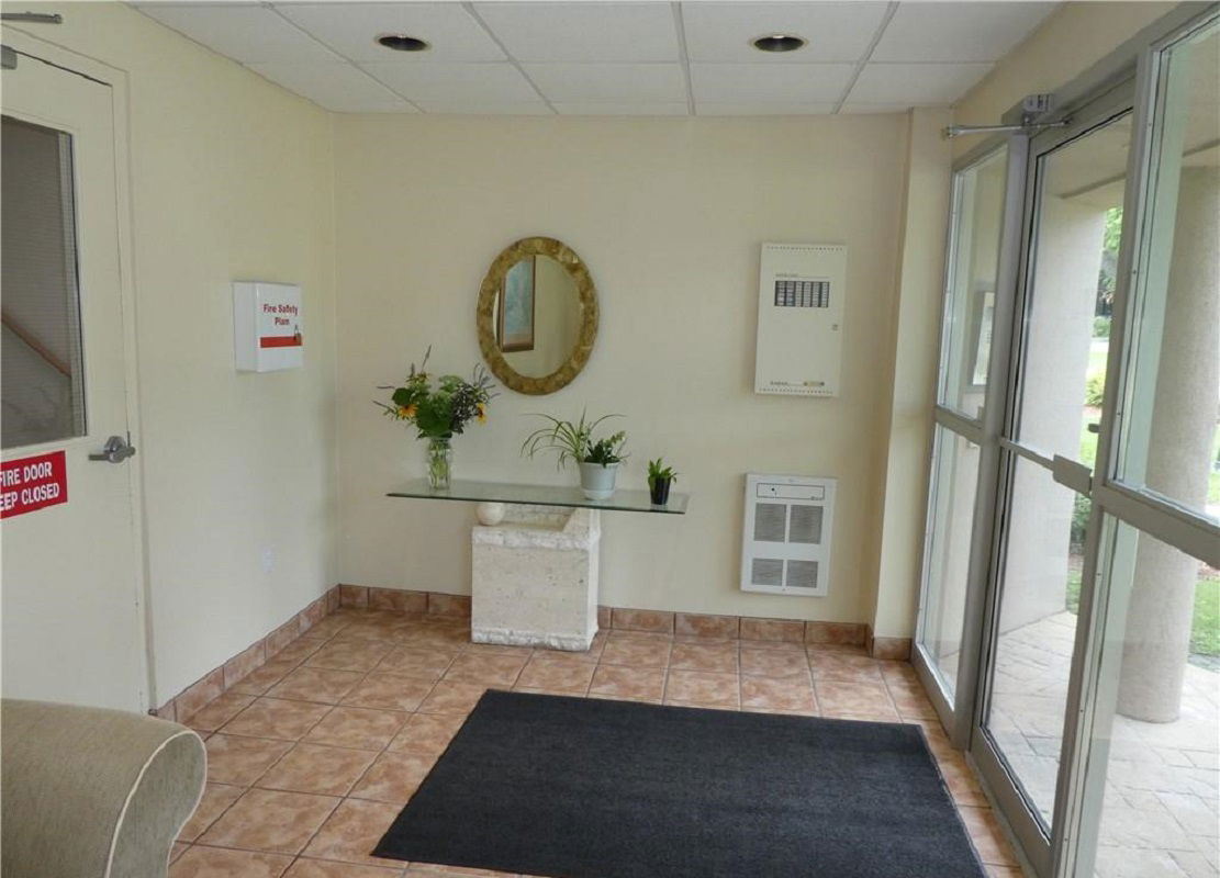 Bond Street Condos II, Orillia, Toronto