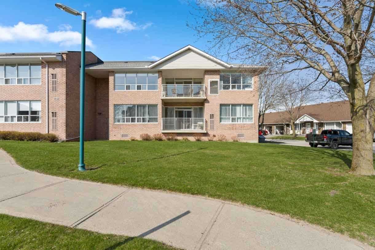 Museum Drive Condos II, Orillia, Toronto