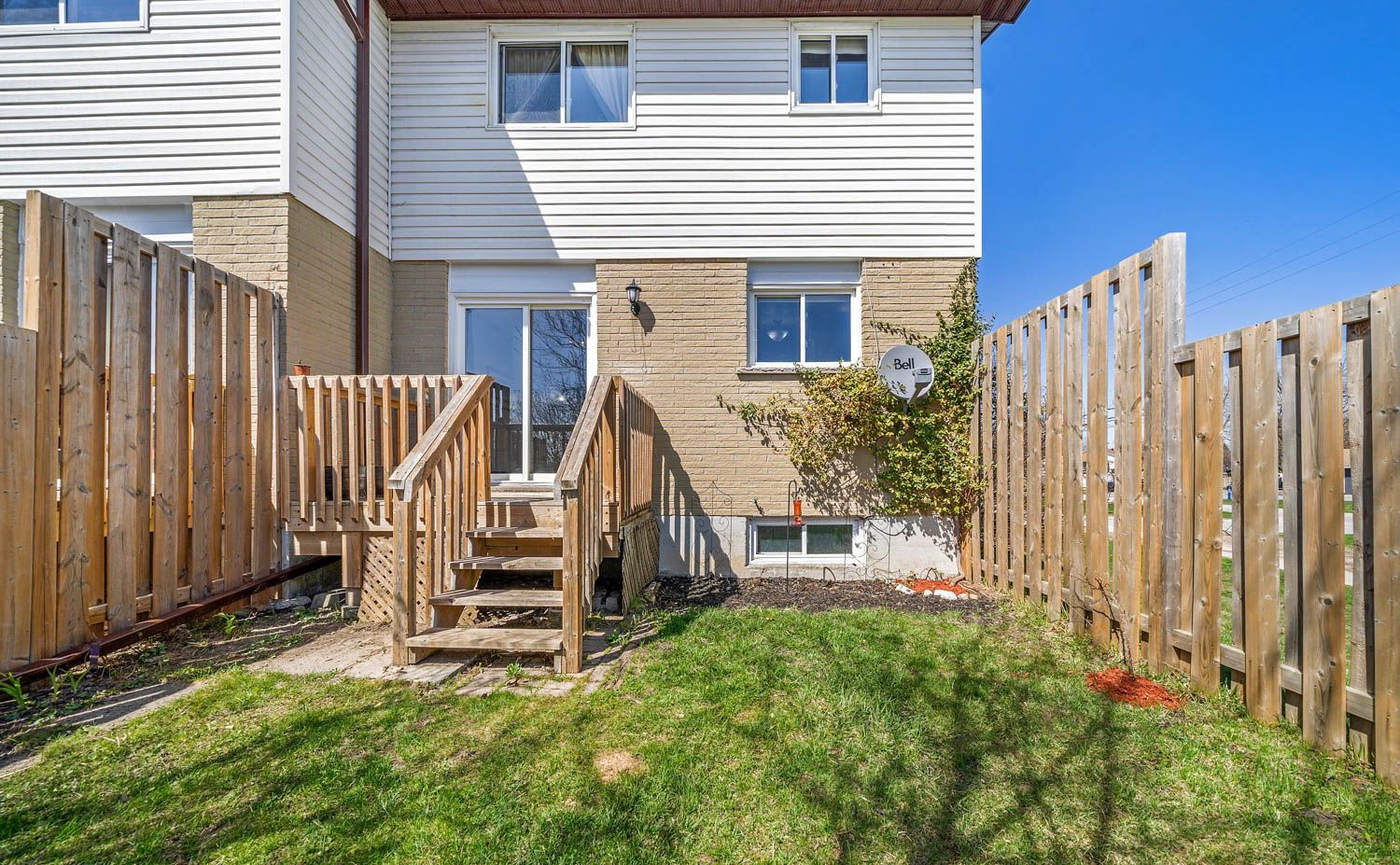 Village Green Townhouses, Orillia, Toronto