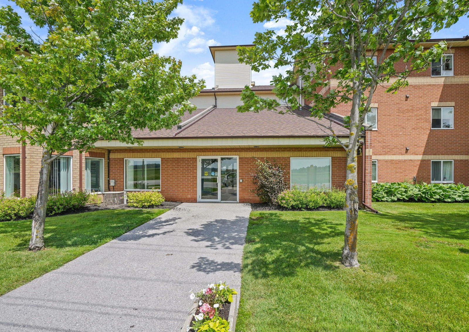 Entrance — 247 King Condos, New Tecumseth, Toronto