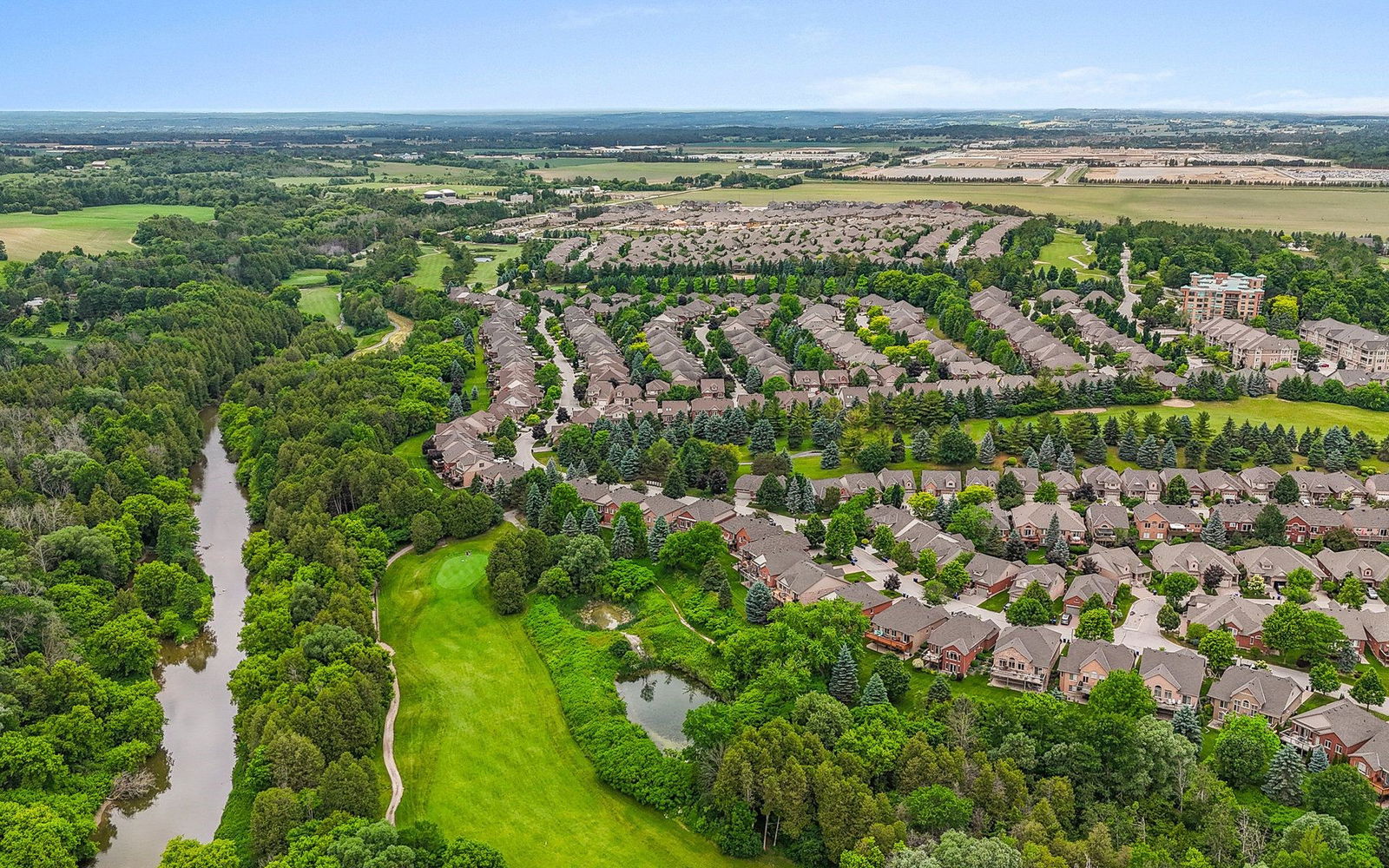 Bella Vista Trail Condos, New Tecumseth, Toronto