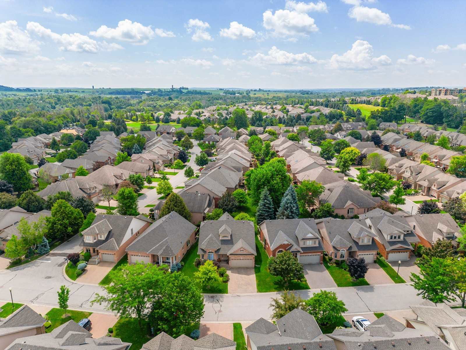 Briar Gate Way Condos, New Tecumseth, Toronto