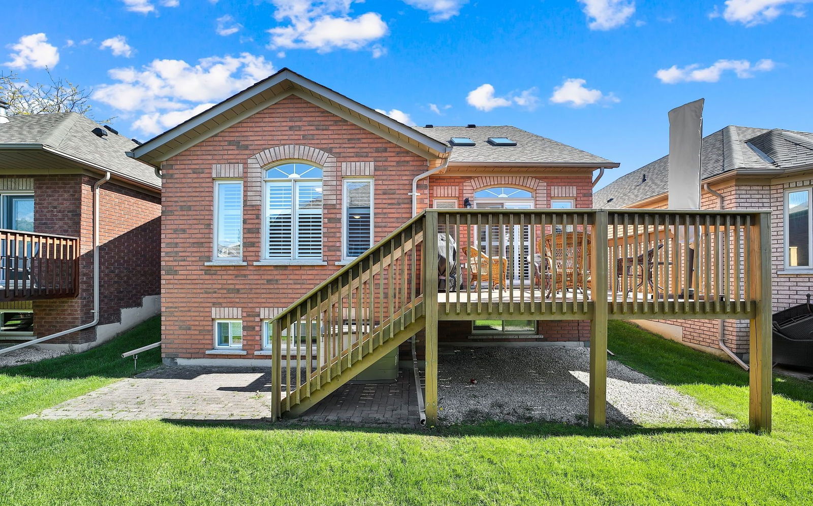 Malibu Manor Condos, New Tecumseth, Toronto