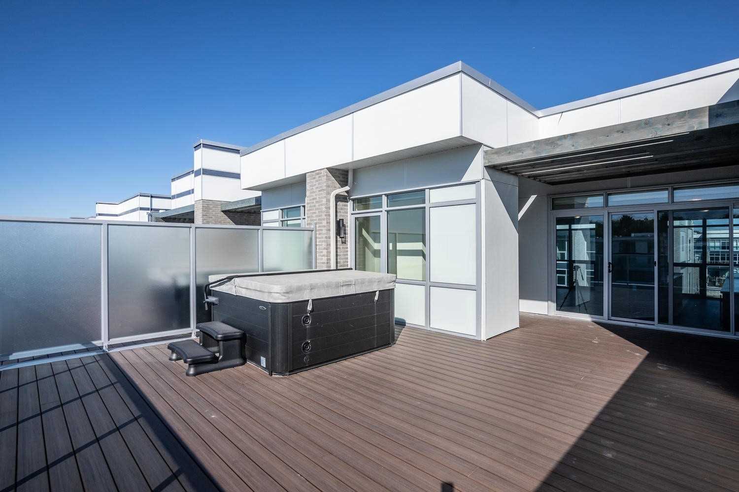 Rooftop Deck — Friday Harbour - Ferretti Towns, Innisfil, Toronto