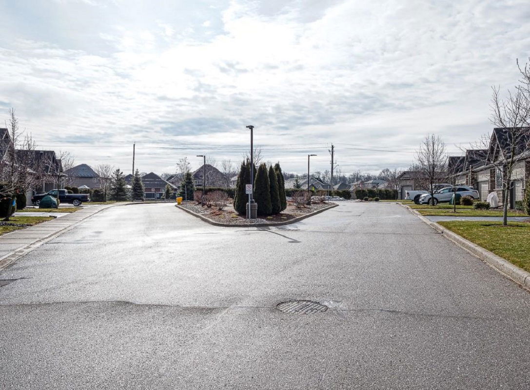 Wren's Arbour, Wilmot, Toronto