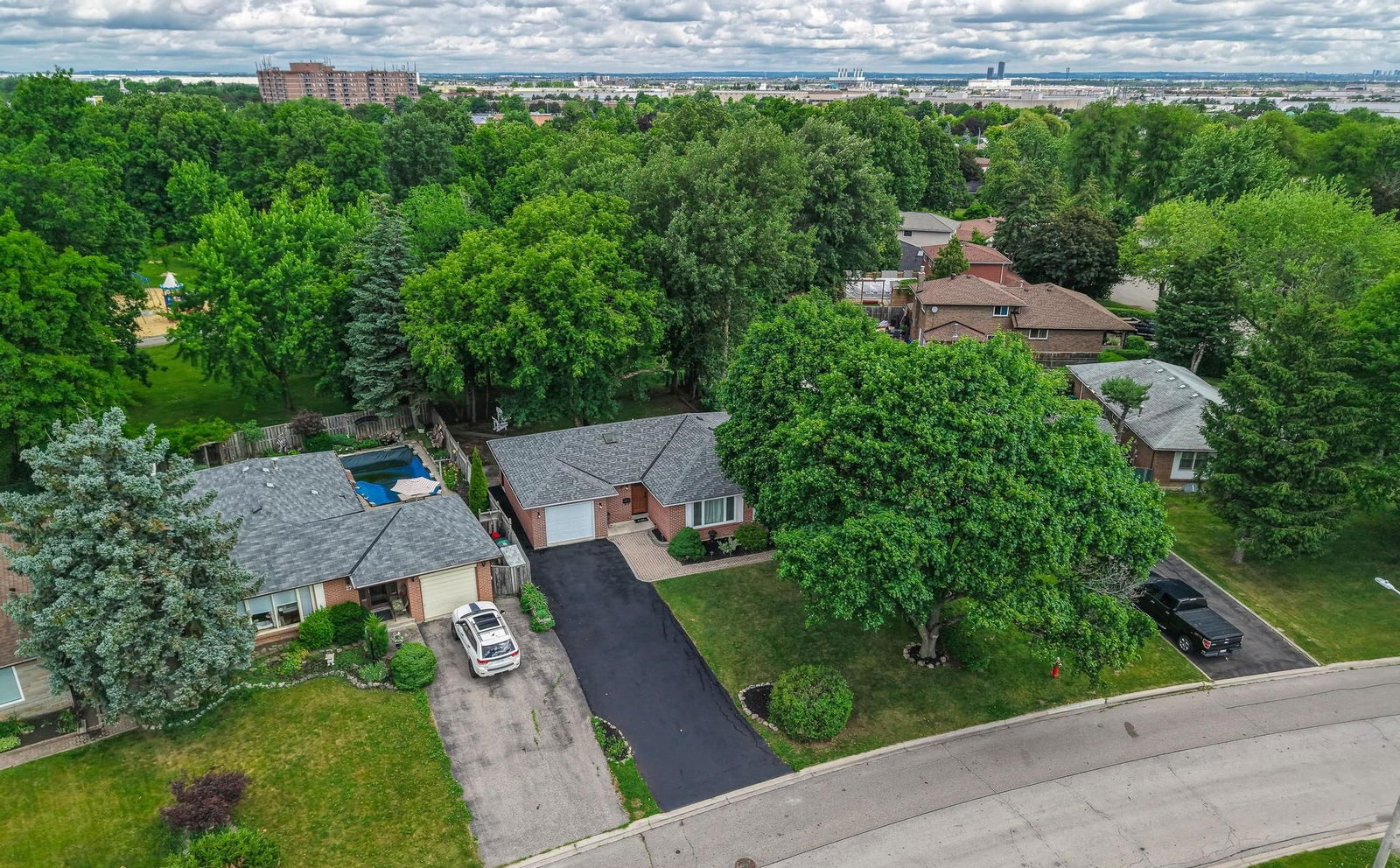 Stonecroft, Wilmot, Toronto