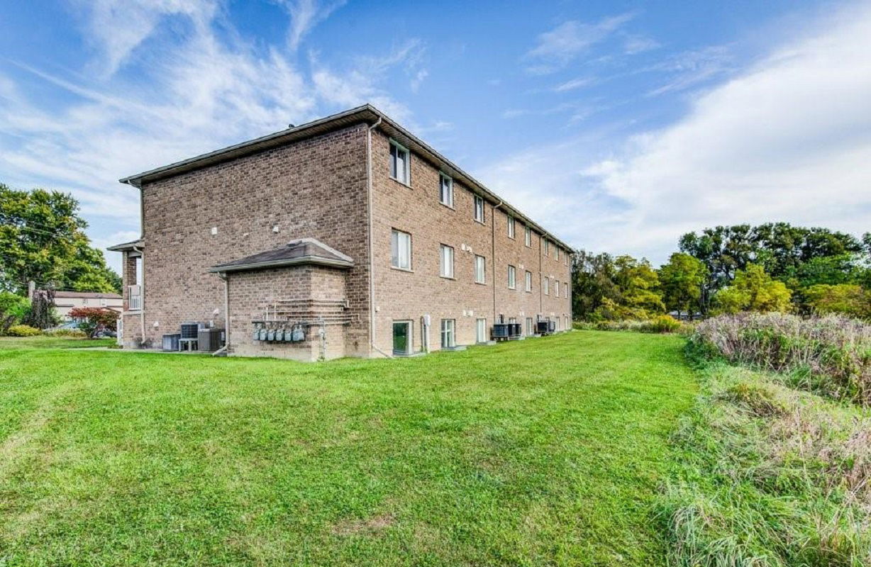 Brewery Street Condominiums, Wilmot, Toronto