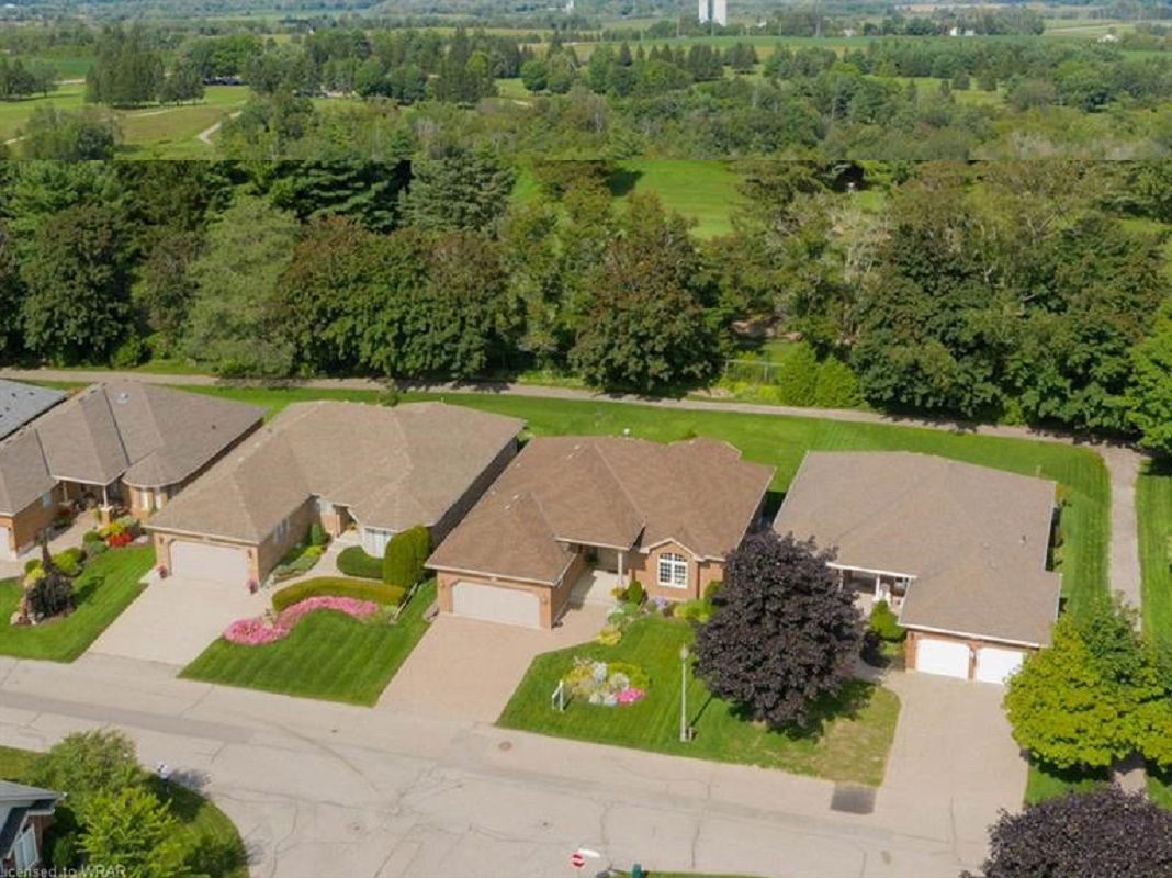 Foxboro Drive, Wilmot, Toronto