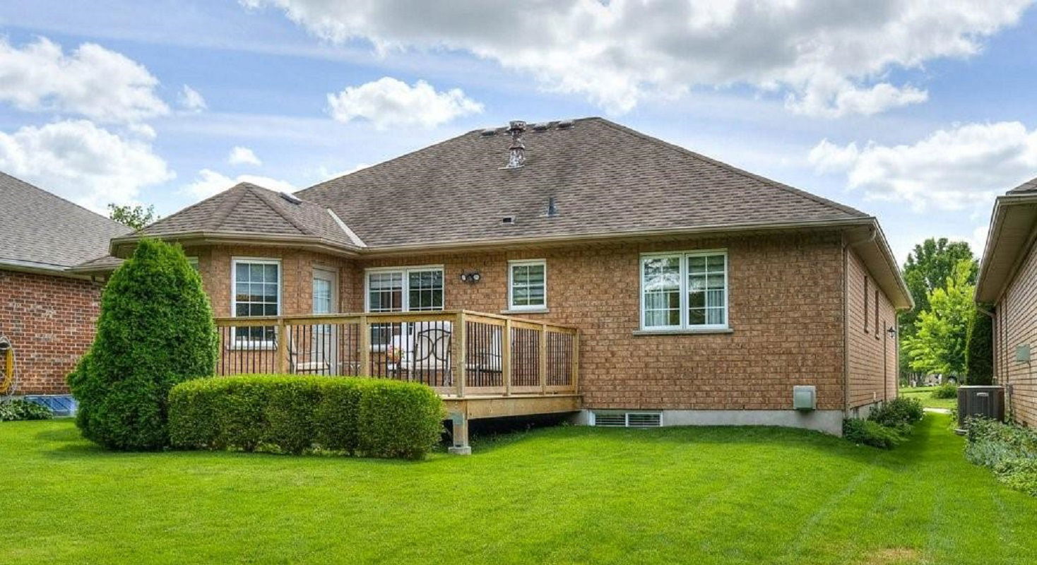 Foxboro Drive, Wilmot, Toronto