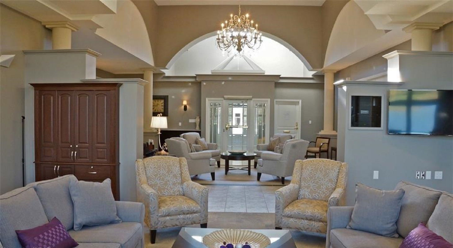 Lounge — Foxboro Drive, Wilmot, Toronto