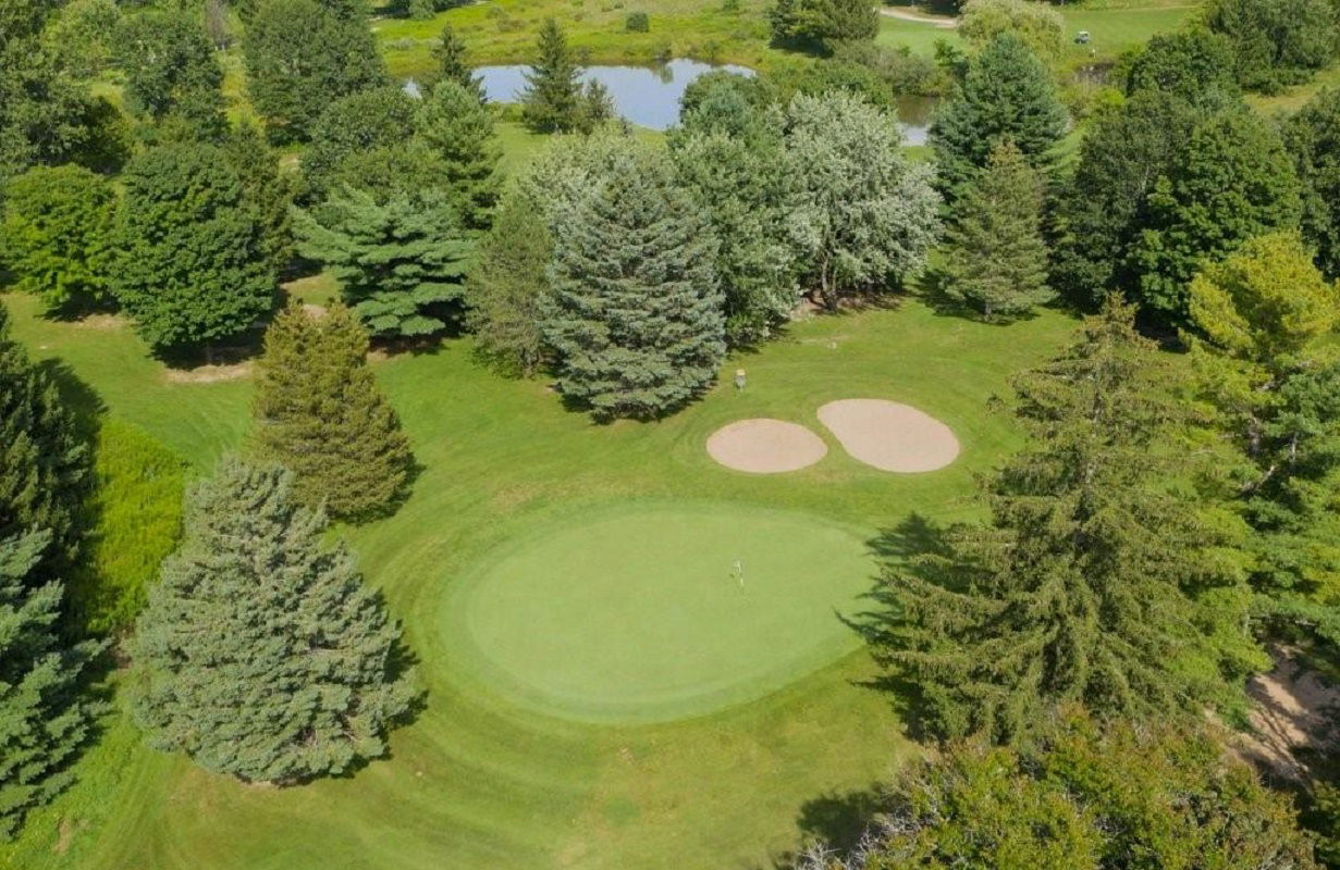 Foxboro Drive, Wilmot, Toronto