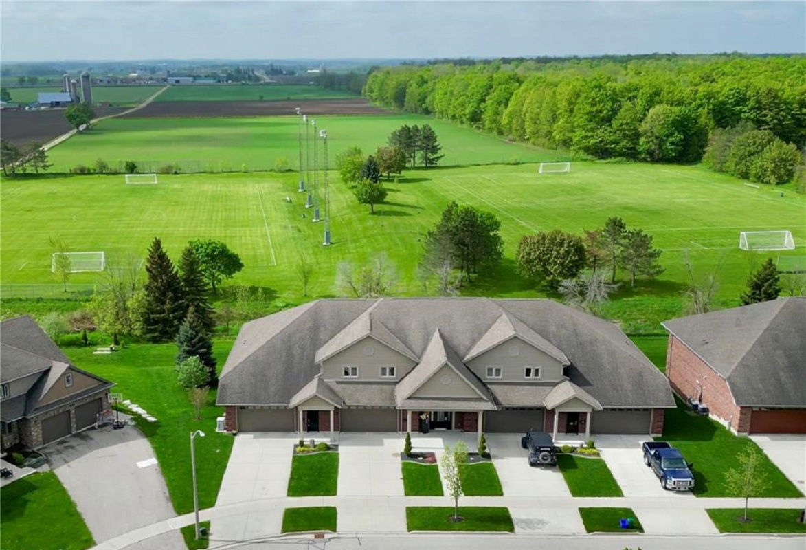 Snow Goose Crescent Condos, Woolwich, Toronto