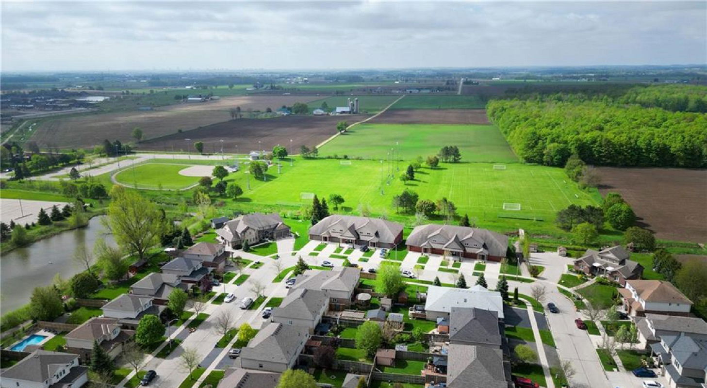 Skyline — Snow Goose Crescent Condos, Woolwich, Toronto