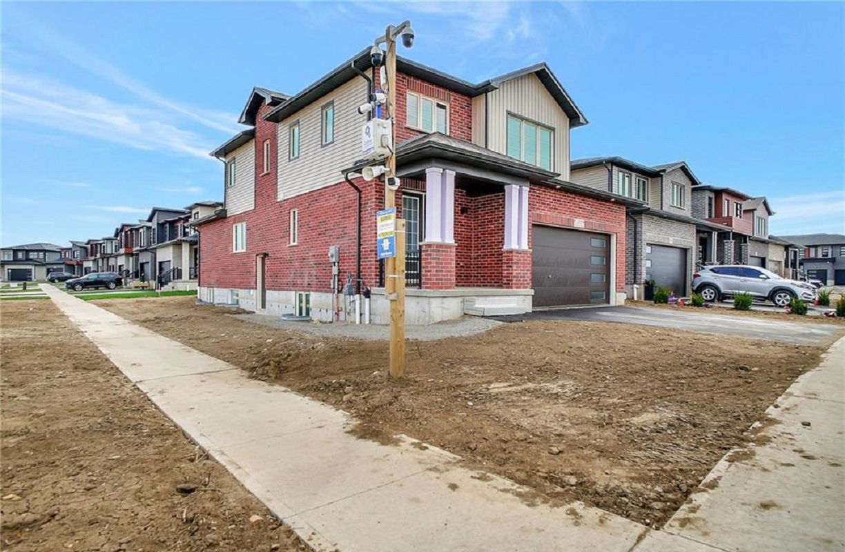 Exterior Side — Westwood Village Preserve, Cambridge, Toronto