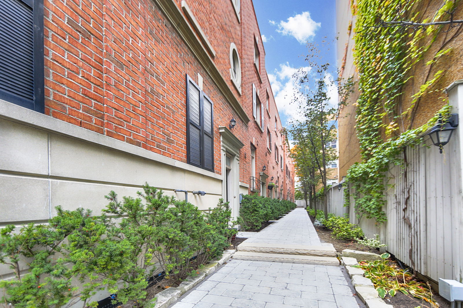 Merton Street Townhomes, Midtown, Toronto